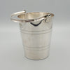 An Art Deco silver plated ice bucket by Suckling & Co with original strainer. In excellent condition