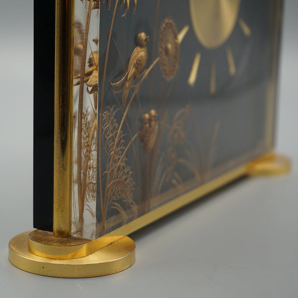 Mid Century Mantel Clock by Jaeger Le-Coultre. Mid Century decortaive design Brass and Lucite - Jeroen Markies Art deco 