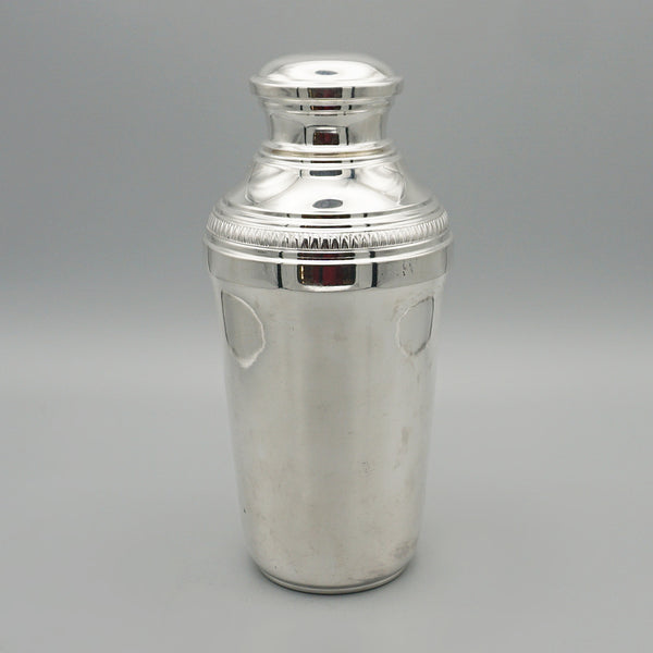 Art Deco French Cocktail Shaker, 1930's barware collections. Silver plated, decorative rim - Jeroen Markies Art Deco