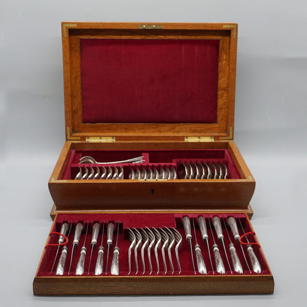 Holland, Aldwinckle & Slater London 1905 Silver Eight Person Cutlery Canteen - Jeroen Markies Art Deco