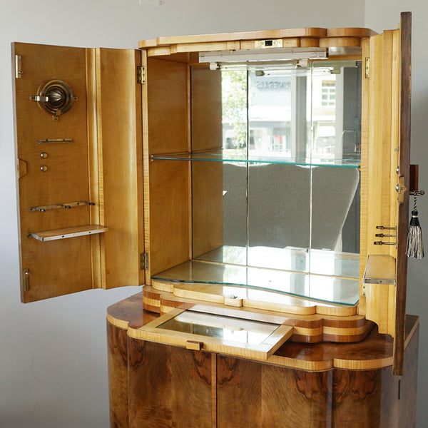 Vintage Art Deco Burr Walnut Veneered Cocktail Cabinet - Drinks Cabinet - Dry Bars - Jeroen Markies Art Deco 