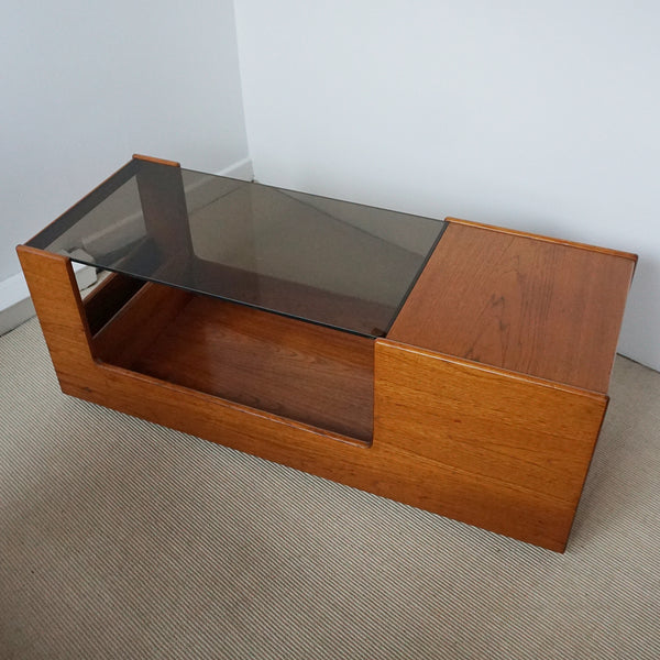 Mid-20th Century Teak Coffee Table - Jeroen Markies Art Deco