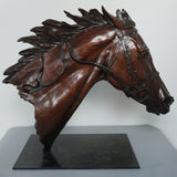 'Enable' The champion thoroughbred racehorse sculpted by Gill Parker in Bronze life size Limited edition of 9 - Jeroen Markies Art Deco