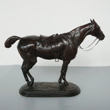 'Tired Hunter' John Willis Good Original Sculpture - Jeroen Markies Art Deco