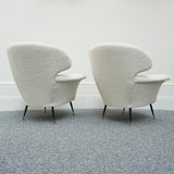 A pair of Mid-Century rounded armchairs., white bouclé - Jeroen Markies Art Deco