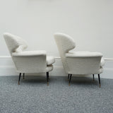 A pair of Mid-Century rounded armchairs., white bouclé - Jeroen Markies Art Deco