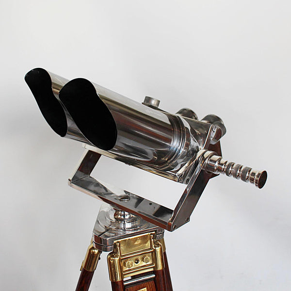 Art Deco binoculars attributed to Zeiss on wooden stand at Jeroen Markies 