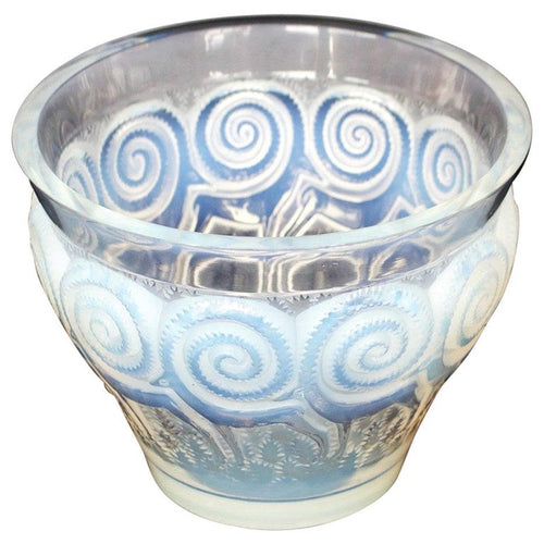 'Rennes' Opalescent Glass Vase by Rene Lalique Glass - Jeroen Markies Art Deco