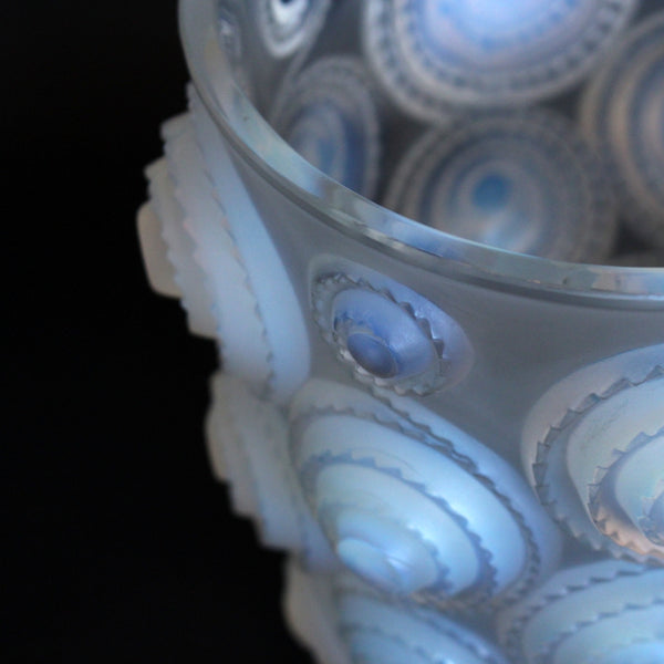 Lalique Spirales Glass Vase at Jeroen Markies