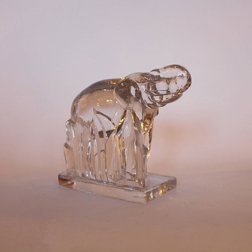 Art Deco glass elephant paperweight circa 1930