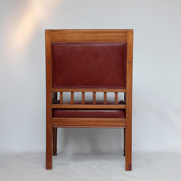 A pair of Arts & Crafts walnut armchairs with inlaid pattern at Jeroen Markies