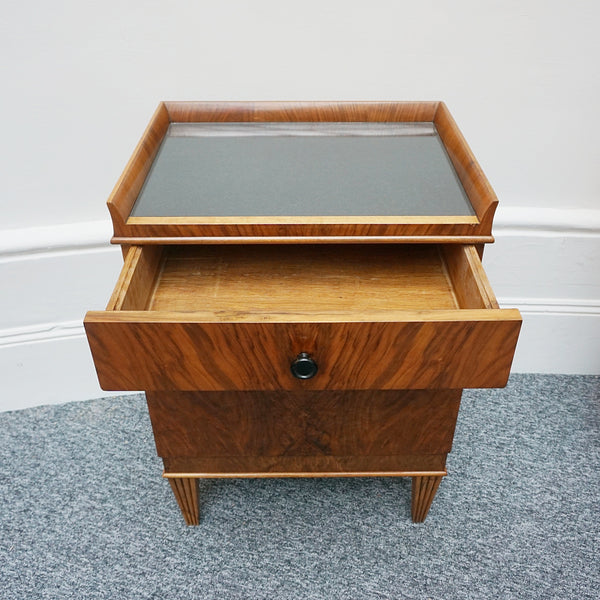 Pair of Bedside Tables. Walnut veneer with black glass - Jeroen Markies Art Deco