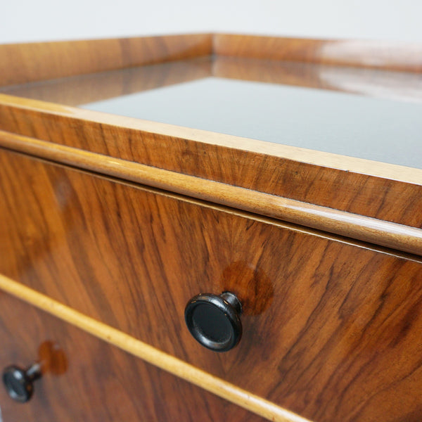 Pair of Bedside Tables. Walnut veneer with black glass - Jeroen Markies Art Deco