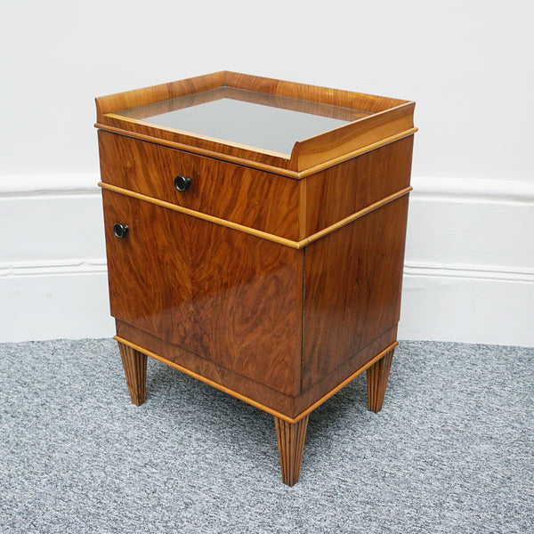 Pair of Bedside Tables. Walnut veneer with black glass - Jeroen Markies Art Deco