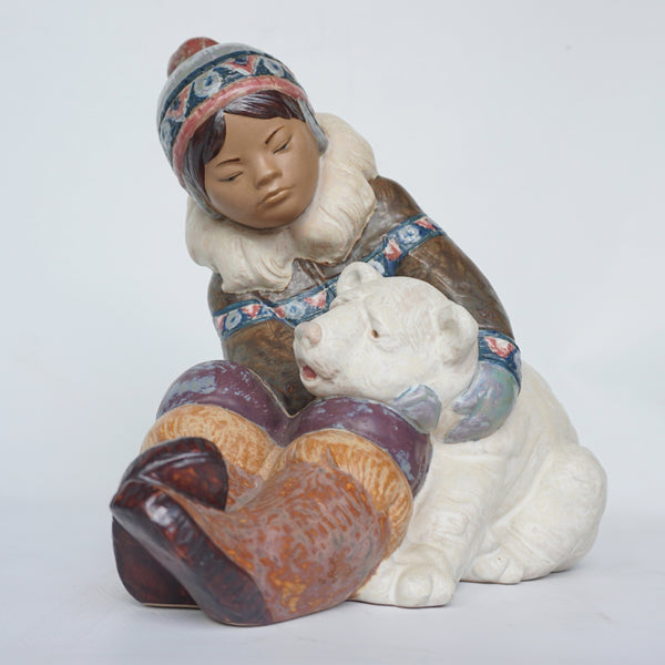 Eskimo Playing by Juan Huerta for Lladró Pottery Figurine Spanish - Jeroen Markies Art Deco