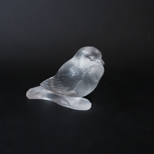 Art Deco Lalique glass bird paperweight Moineau Fier circa 1930 at Jeroen Markies