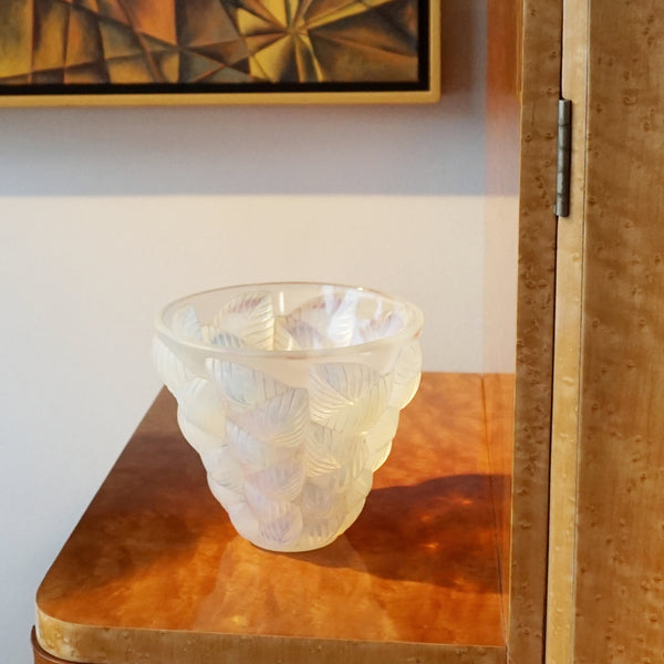 Lalique - Moissac Art Deco Glass Vase - Rene Lalique Glass - Jeroen Markies Art Deco