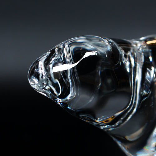 Hadeland Glassverk crystal polar bear sculpture. Signed to base at Jeroen Markies.
