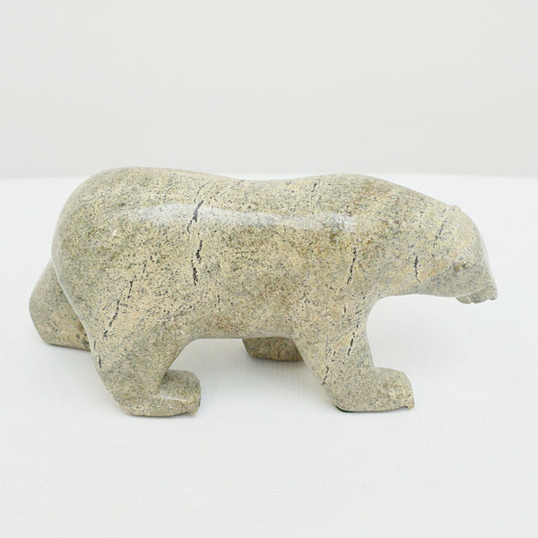 Original Contemporary Inuit Sculpture of a Carved Polar Bear in Serpentinite by Tim Pee - Jeroen Markies Art Deco